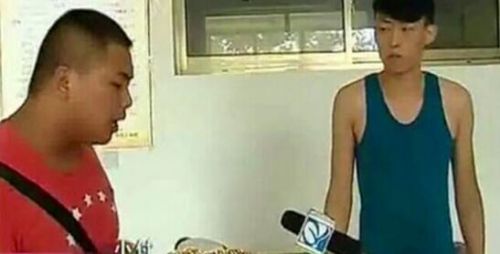 ɽ������߼�����ѧУѧ��������ѧ�� ��ʦ:����